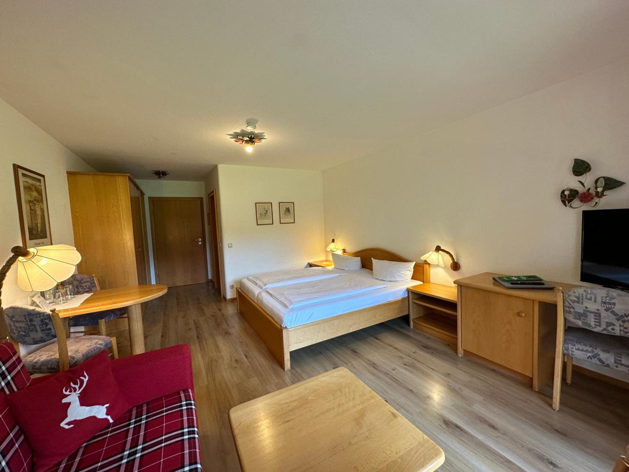 Landhotel Maiergschwendt ルーポルディング エクステリア 写真