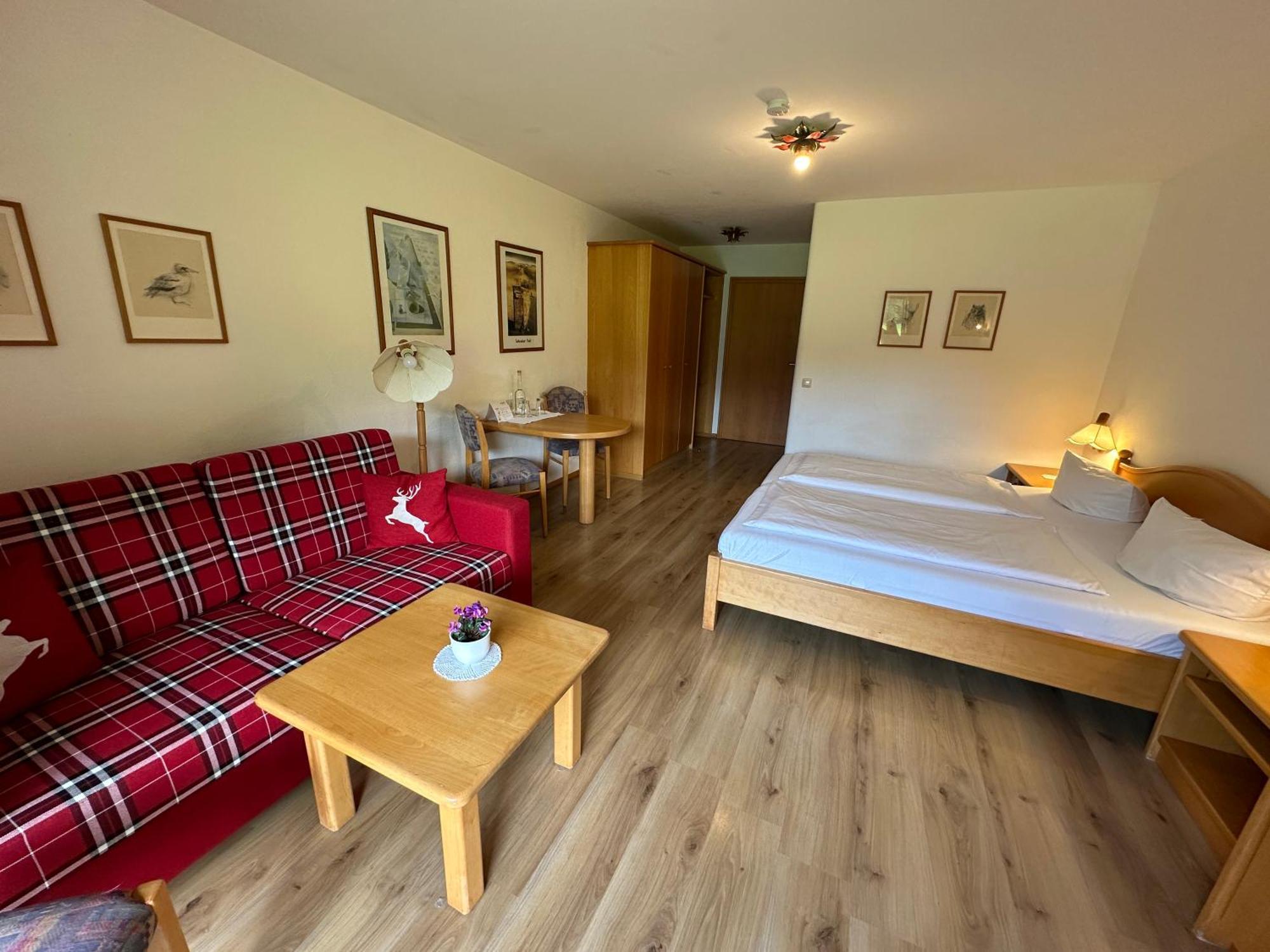 Landhotel Maiergschwendt ルーポルディング エクステリア 写真