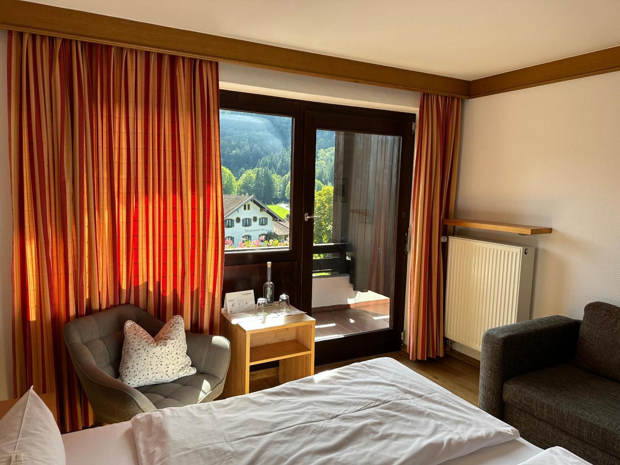 Landhotel Maiergschwendt ルーポルディング エクステリア 写真