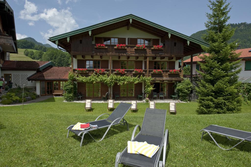 Landhotel Maiergschwendt ルーポルディング エクステリア 写真