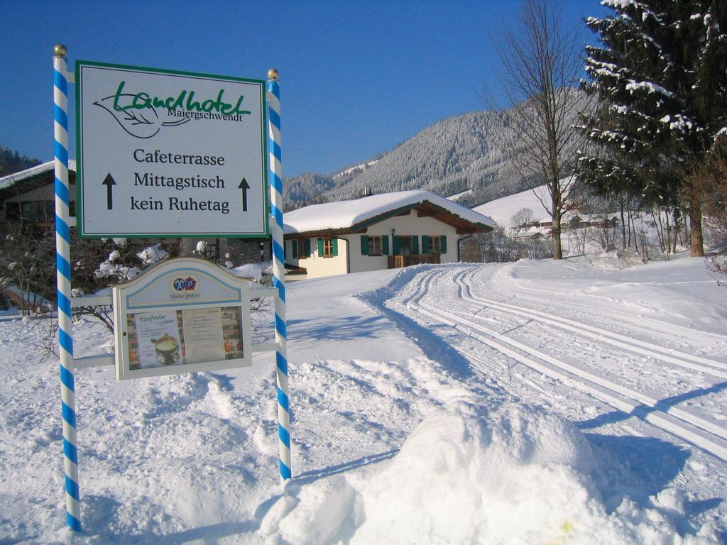 Landhotel Maiergschwendt ルーポルディング エクステリア 写真